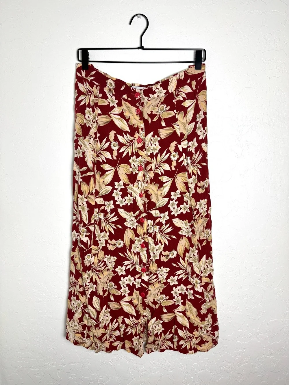 Sag Harbor Vintage Maroon Leaf Floral Button Front Midi Skirt